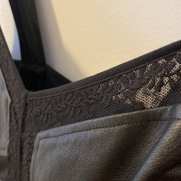 The sexiest little black dress there is! BCBG Maxazria size M - Picture 10 of 10